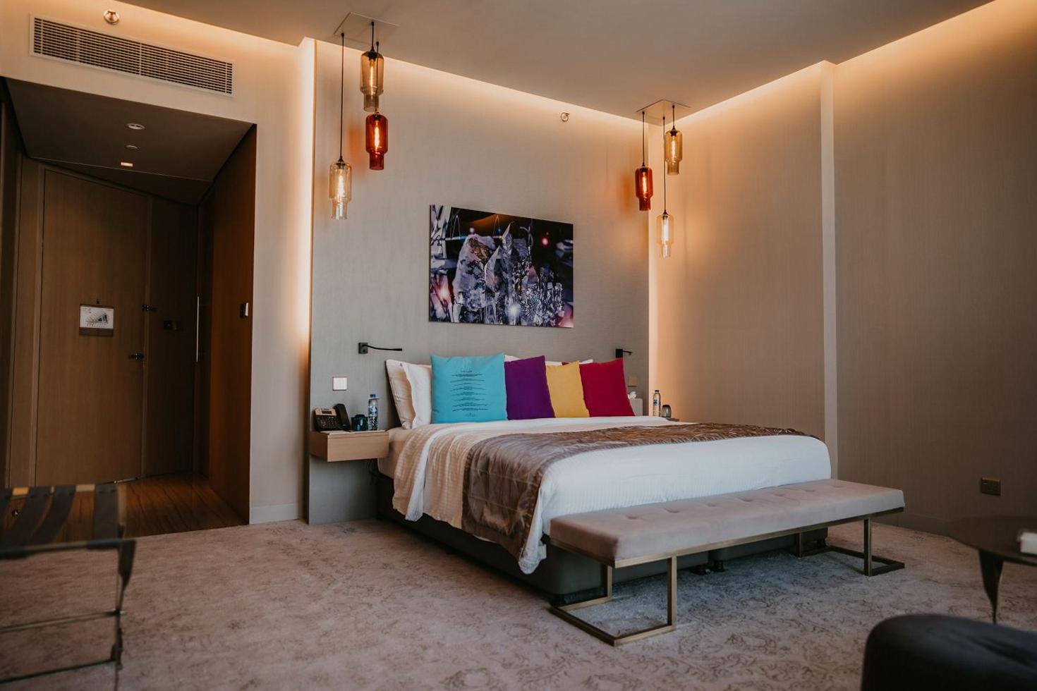 Deluxe King Room Interior at Joyrushtoday